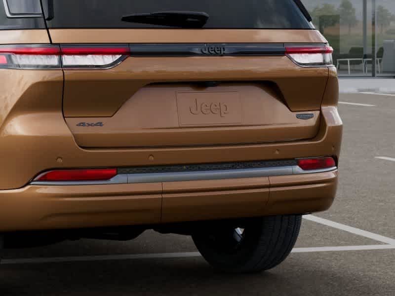 New 2026 Jeep Grand Cherokee Summit w/ Obsidian Package AWD/4WD image 13