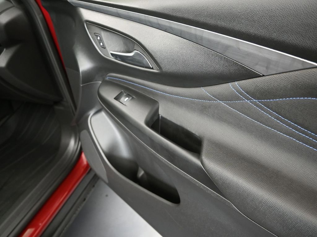 Used 2025 Buick Envista Sport Touring w/ Convenience II Package image 22