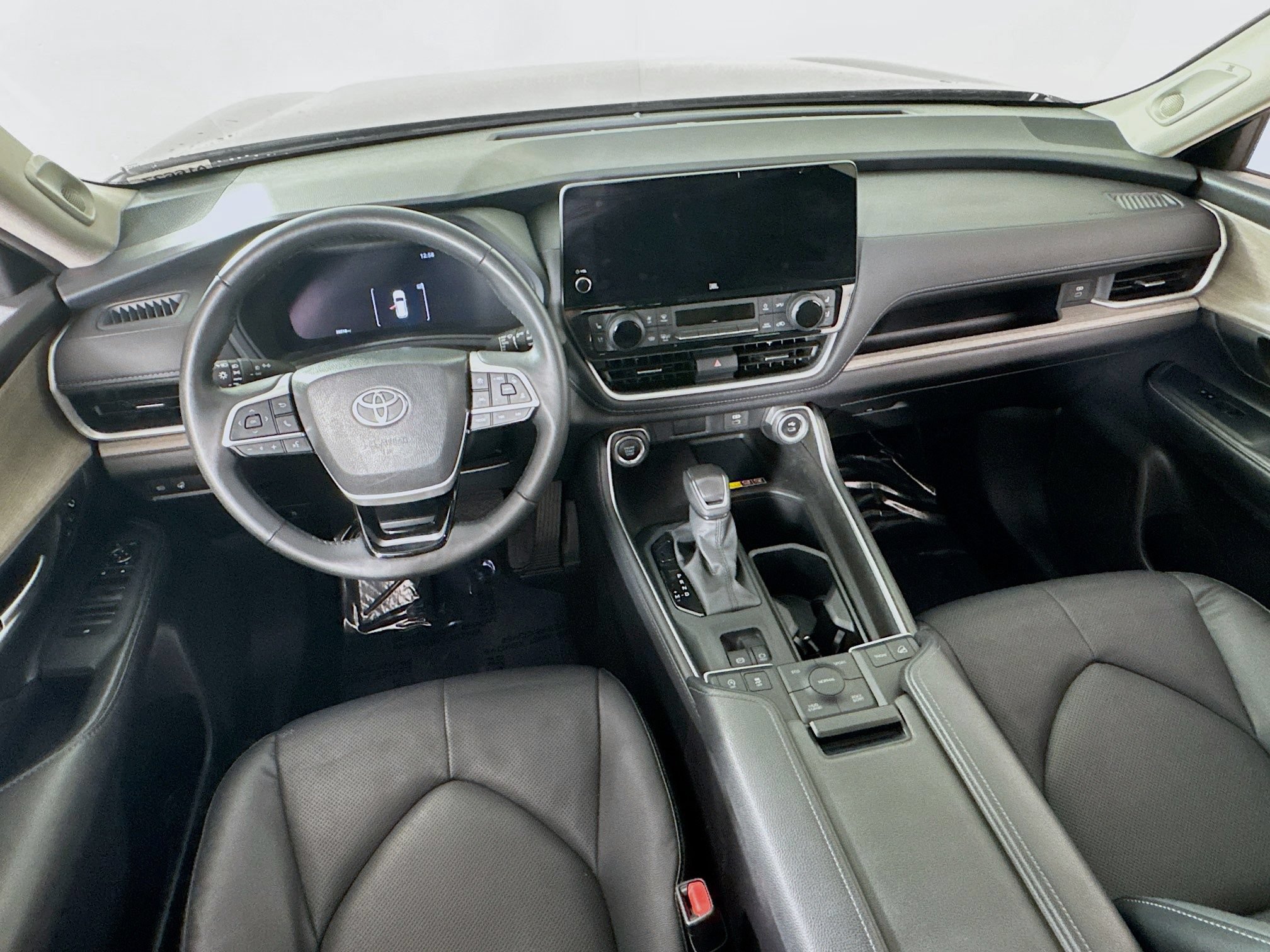 Certified 2025 Toyota Grand Highlander AWD image 20