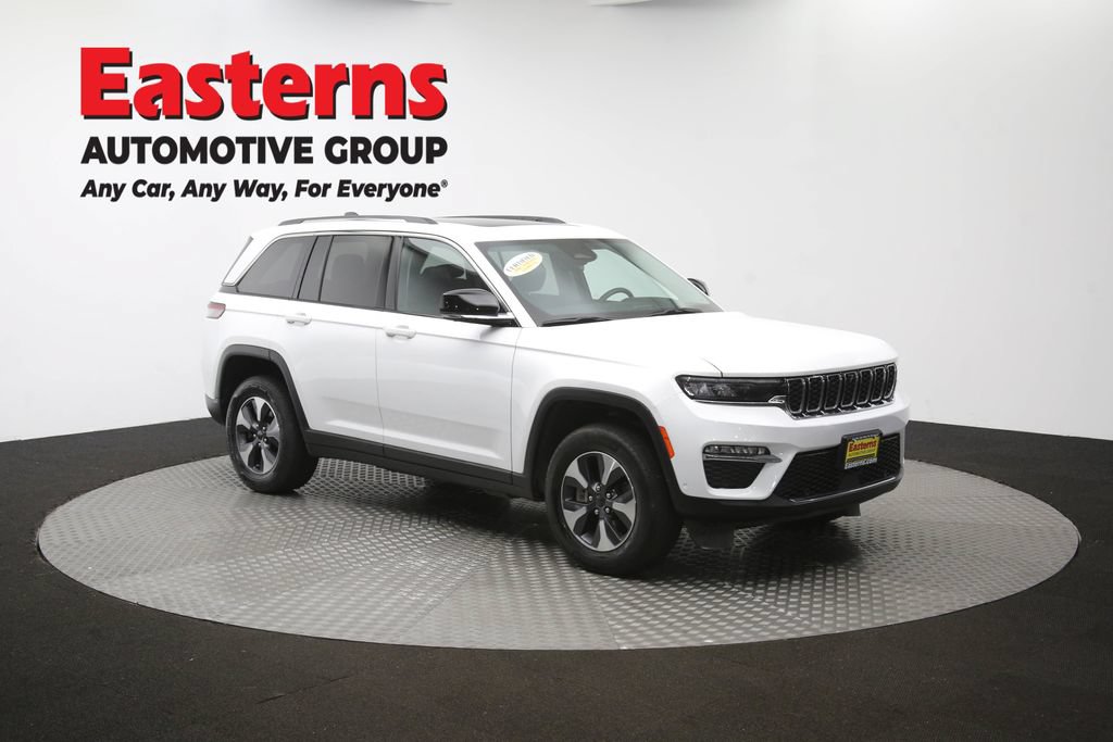 Used 2022 Jeep Grand Cherokee Limited 4xe w/ Luxury Tech Group II AWD/4WD image 53