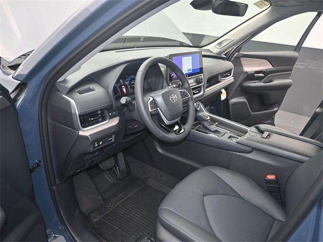 New 2026 Toyota Grand Highlander Limited image 4