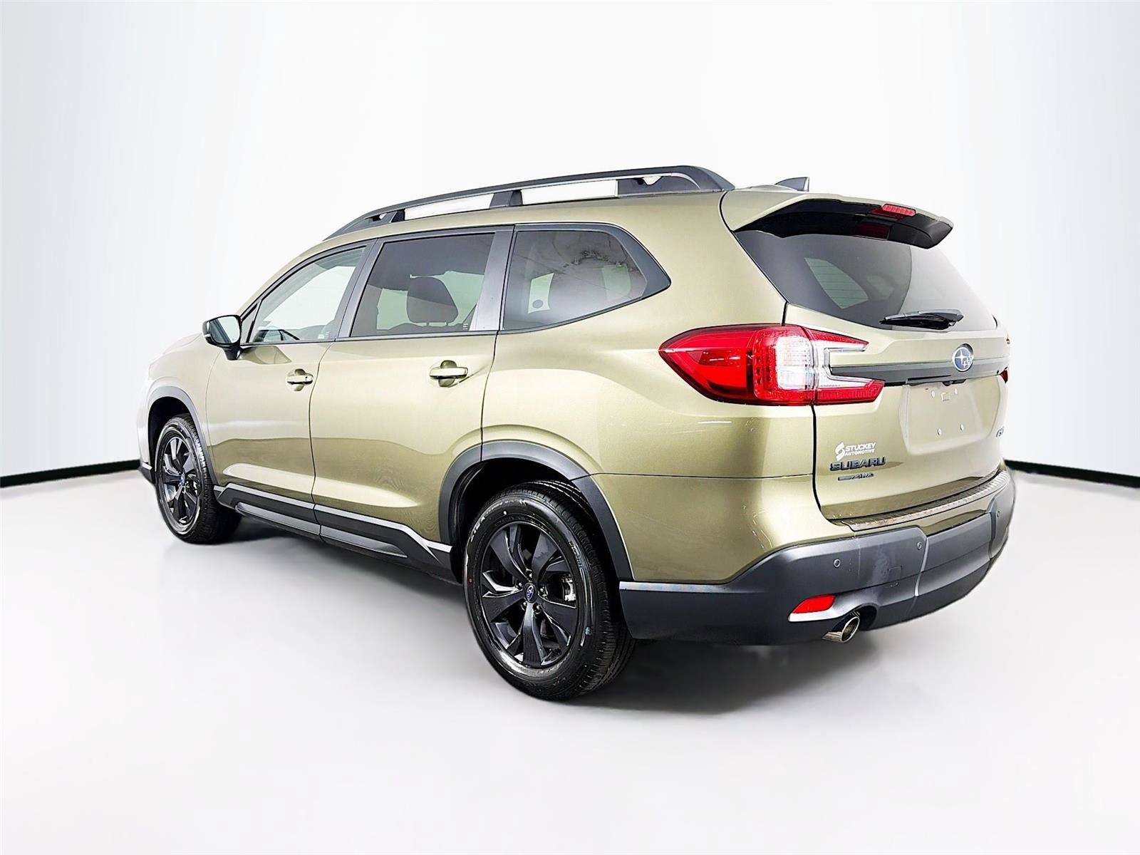 Certified 2026 Subaru Ascent Premium AWD/4WD image 5