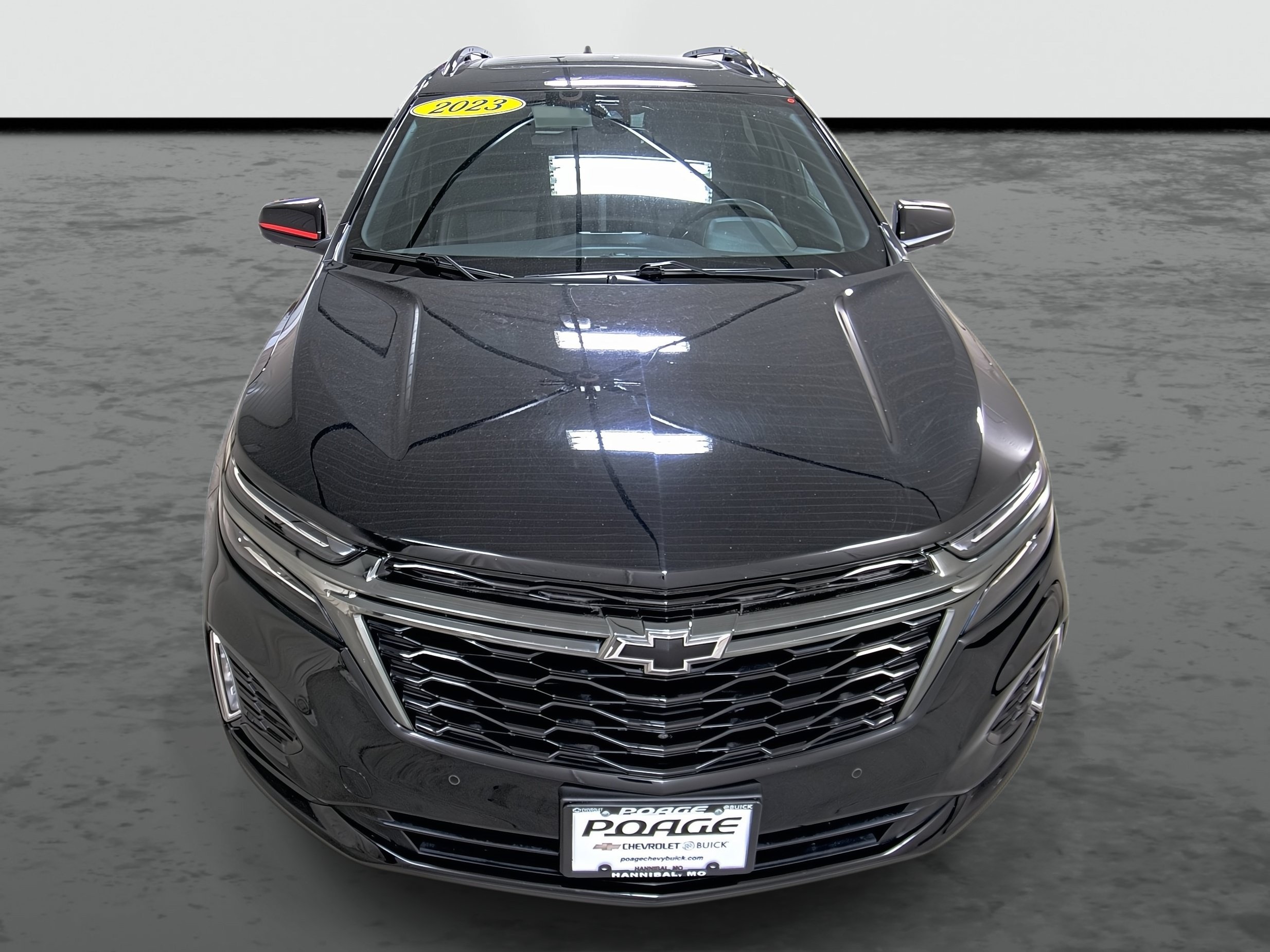 Used 2023 Chevrolet Equinox Premier AWD/4WD image 6