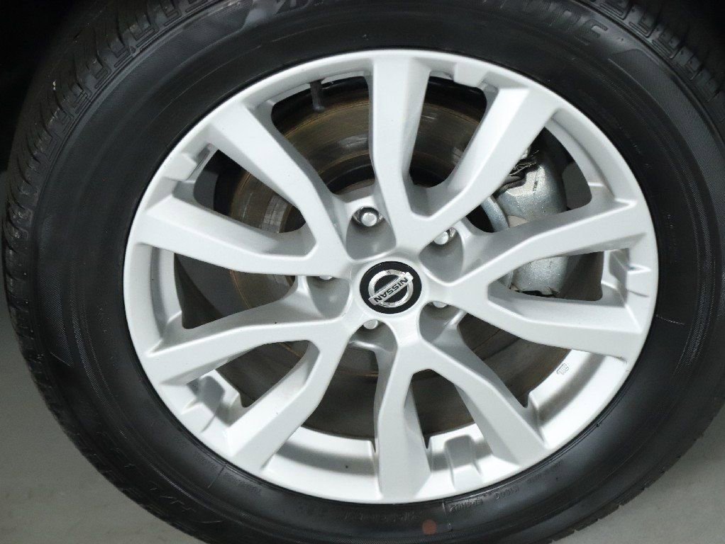 Certified 2022 Nissan Rogue Sport SV image 11