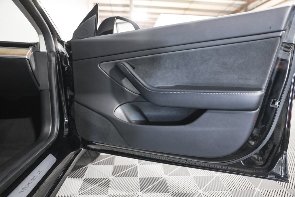 Used 2019 Tesla Model 3 Standard Range Plus RWD image 20