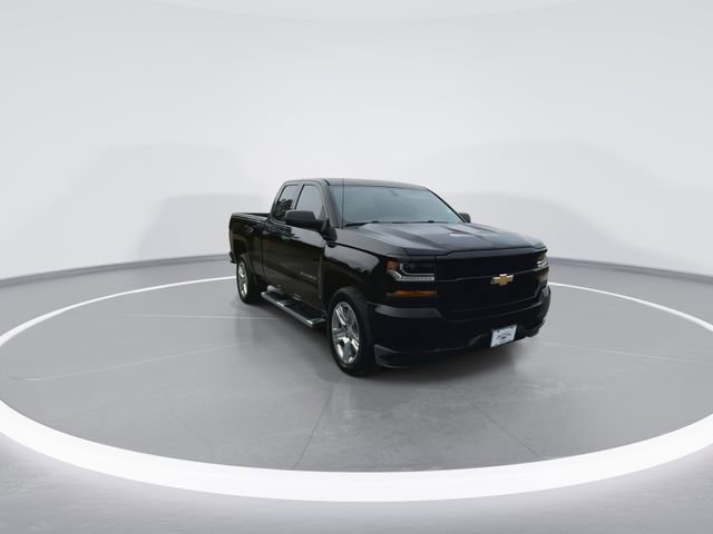 Used 2016 Chevrolet Silverado 1500 Custom w/ Custom Convenience Package image 3