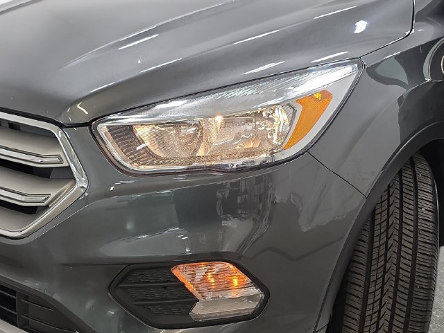 Used 2019 Ford Escape SE FWD image 30