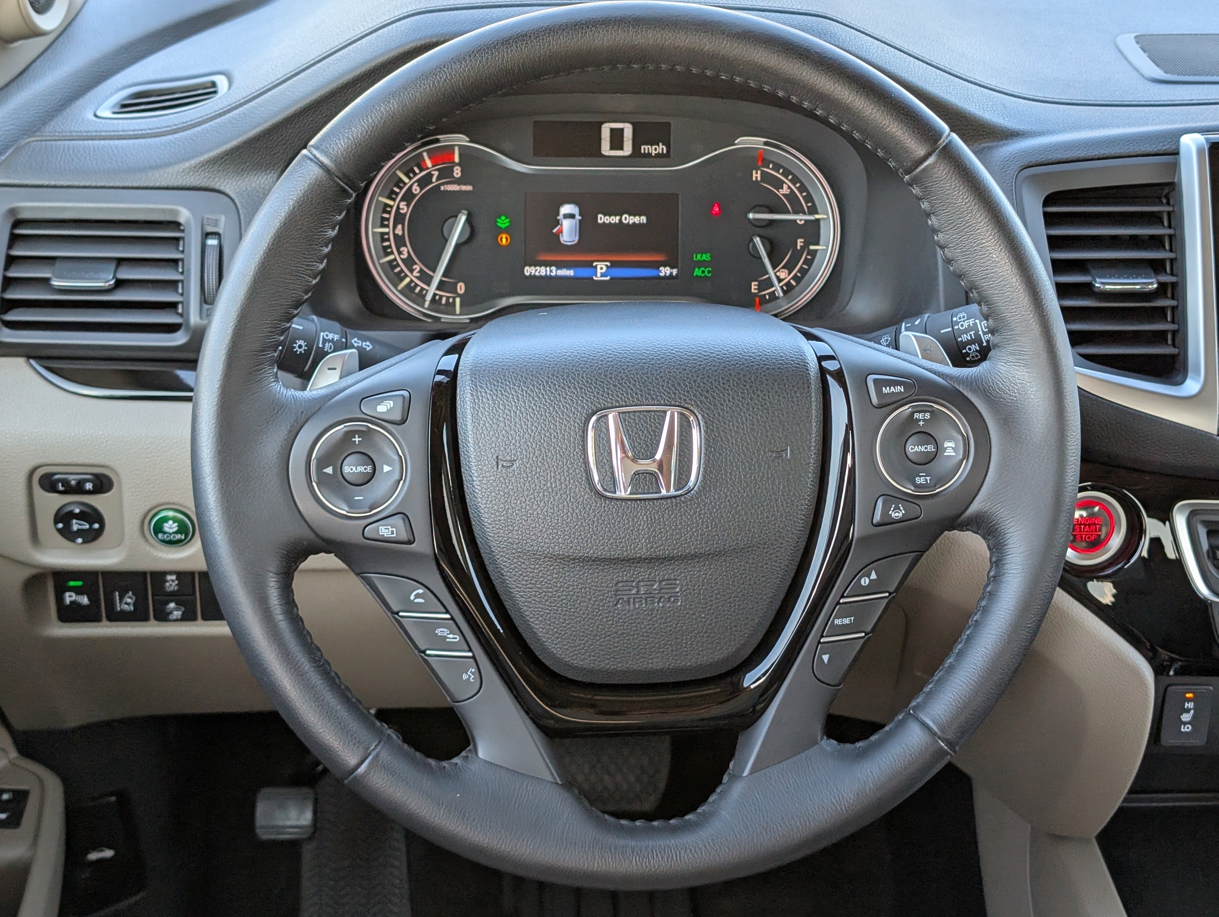 Used 2018 Honda Pilot Touring image 14