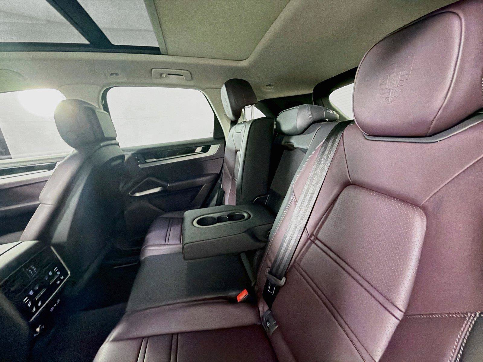 Certified 2026 Porsche Cayenne AWD/4WD image 26