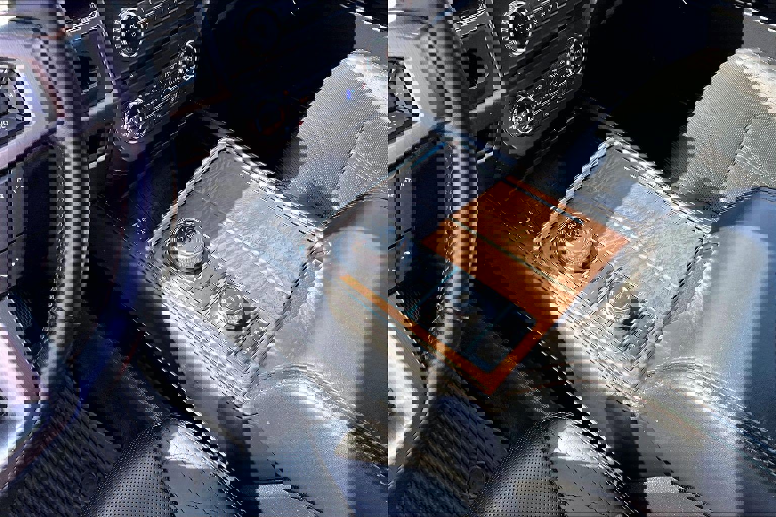 Used 2018 Ford Expedition Platinum image 18