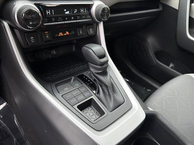 New 2025 Toyota RAV4 XLE image 18