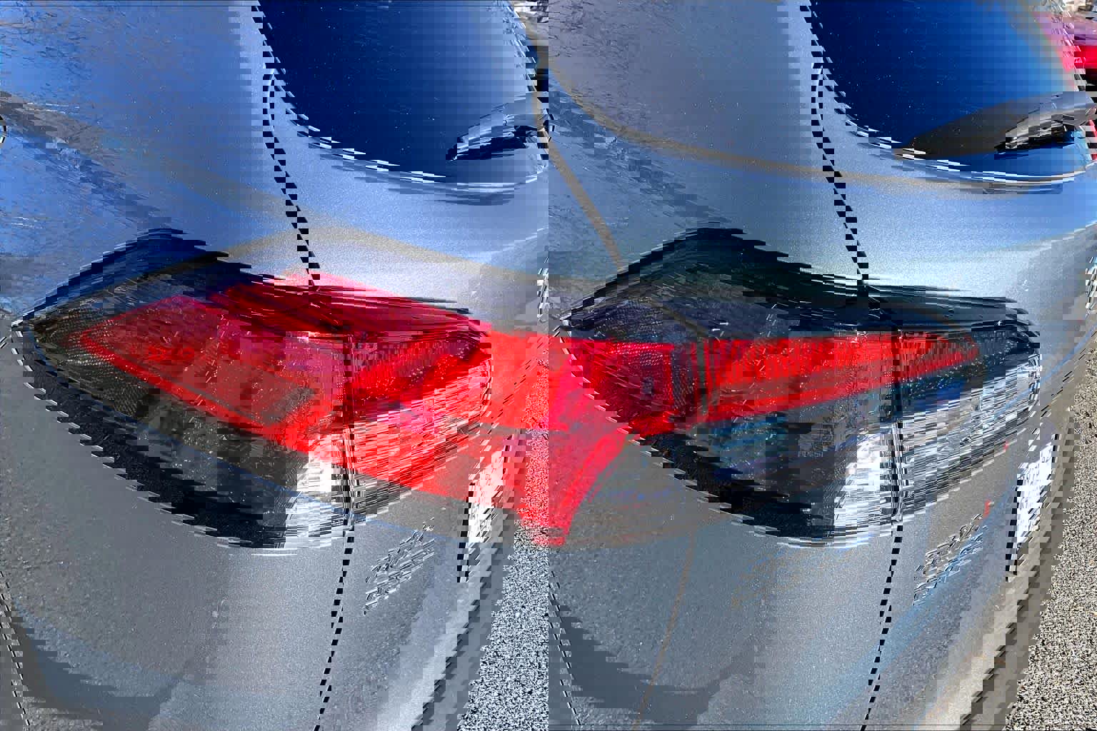 Certified 2023 Toyota Corolla Cross LE w/ Moonroof Package image 28