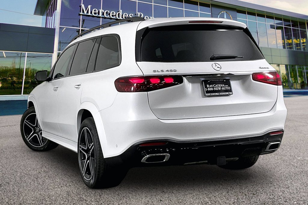 New 2026 Mercedes-Benz GLS 450 4MATIC image 3