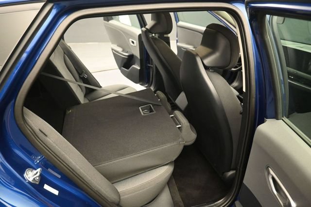 Used 2025 Kia K4 FWD image 32