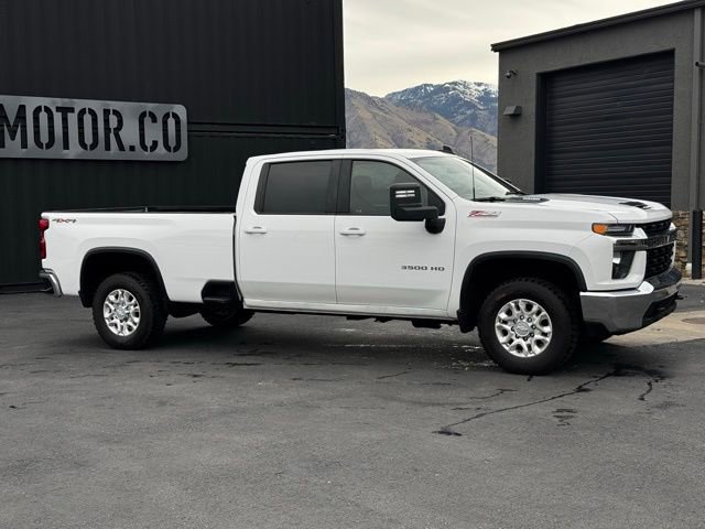 Used 2020 Chevrolet Silverado 3500 LT image 3