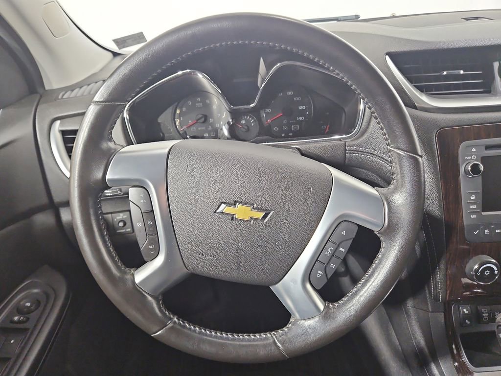 Used 2015 Chevrolet Traverse LT w/ Style and Technology Package FWD image 15