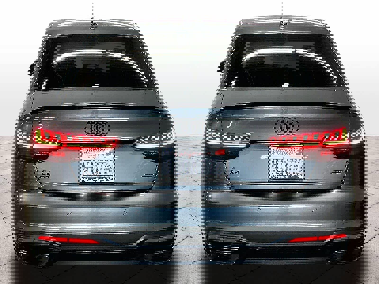 Used 2023 Audi A4 2.0T Premium Plus w/ Premium Plus Package image 7