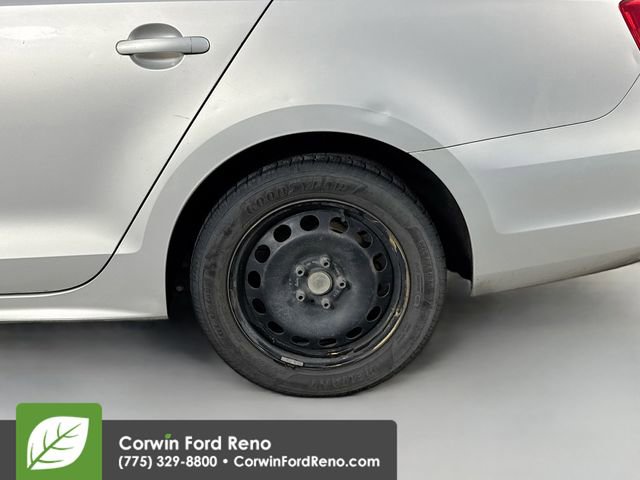 Used 2011 Volkswagen Jetta SE image 27