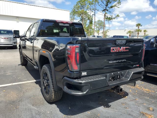 Used 2024 GMC Sierra 2500 AT4 w/ AT4 Premium Plus Package image 3