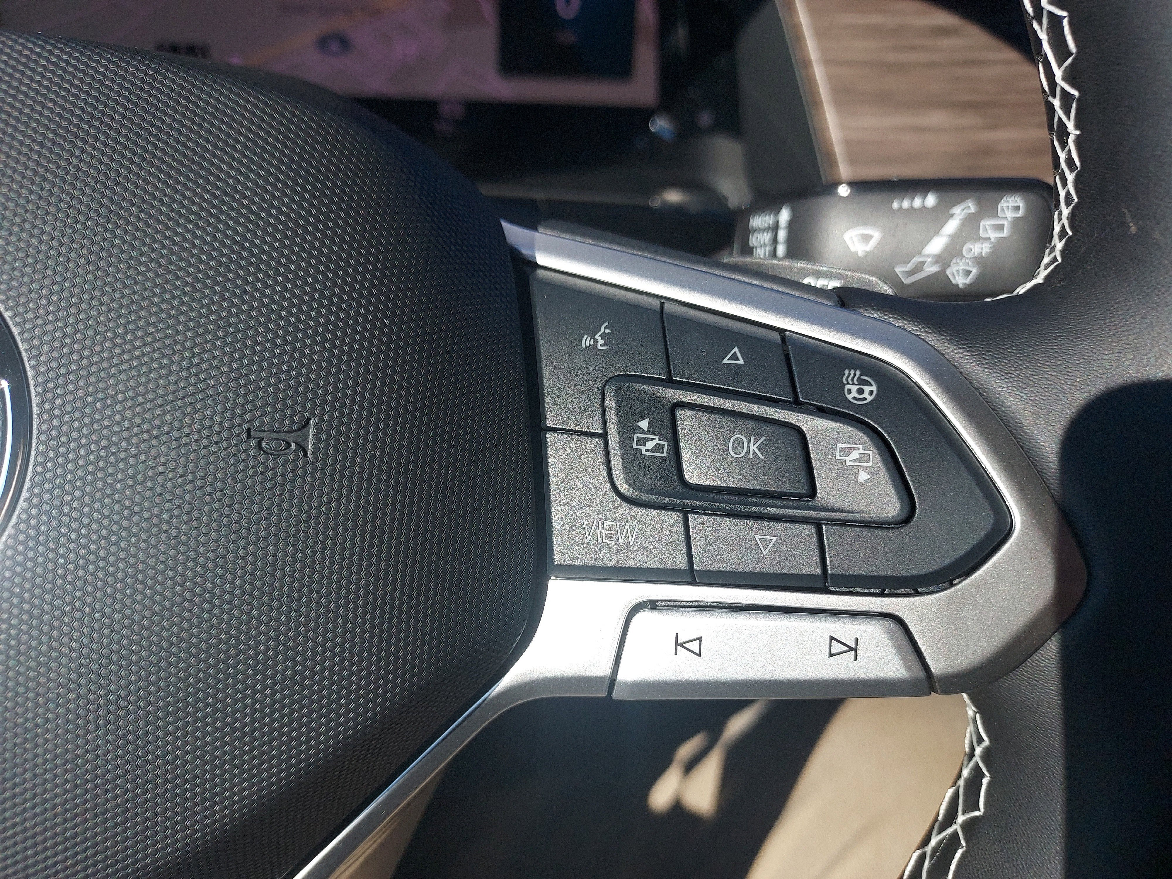 New 2026 Volkswagen Atlas SEL image 28