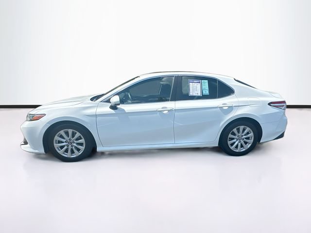 Used 2018 Toyota Camry LE FWD image 6