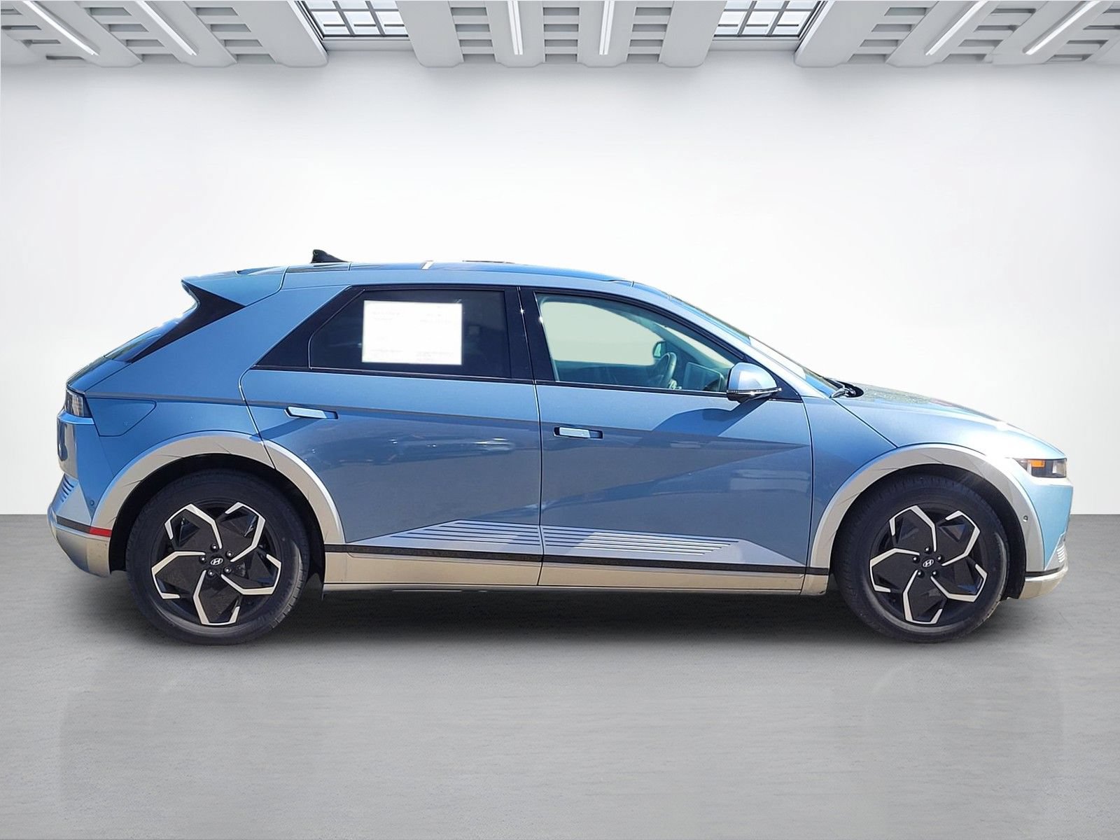 Certified 2024 Hyundai Ioniq 5 Limited RWD image 3