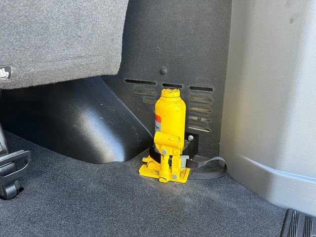 Used 2019 Ford Transit 150 XLT image 24