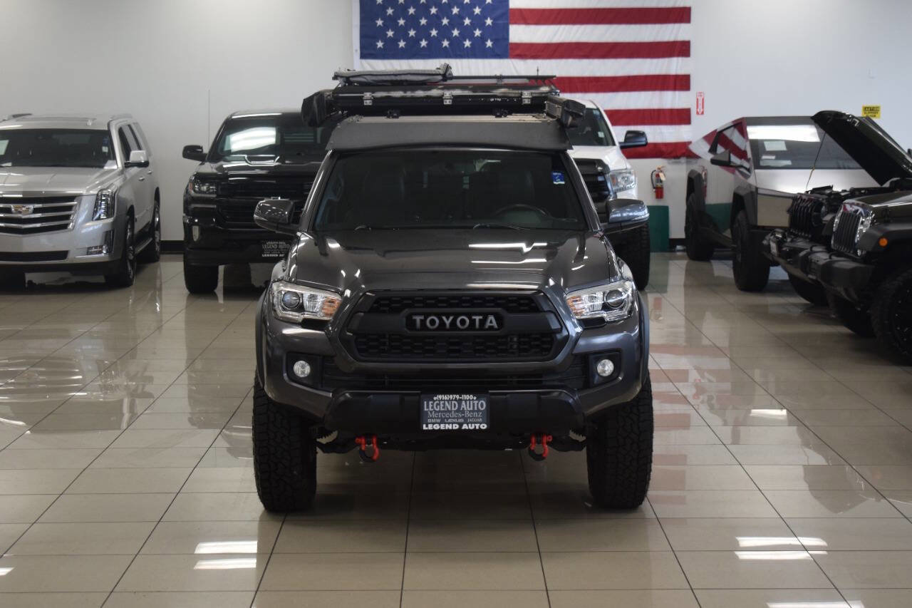 Used 2017 Toyota Tacoma TRD Off-Road image 4
