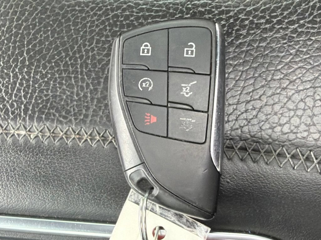 Used 2022 GMC Yukon Denali AWD/4WD image 29