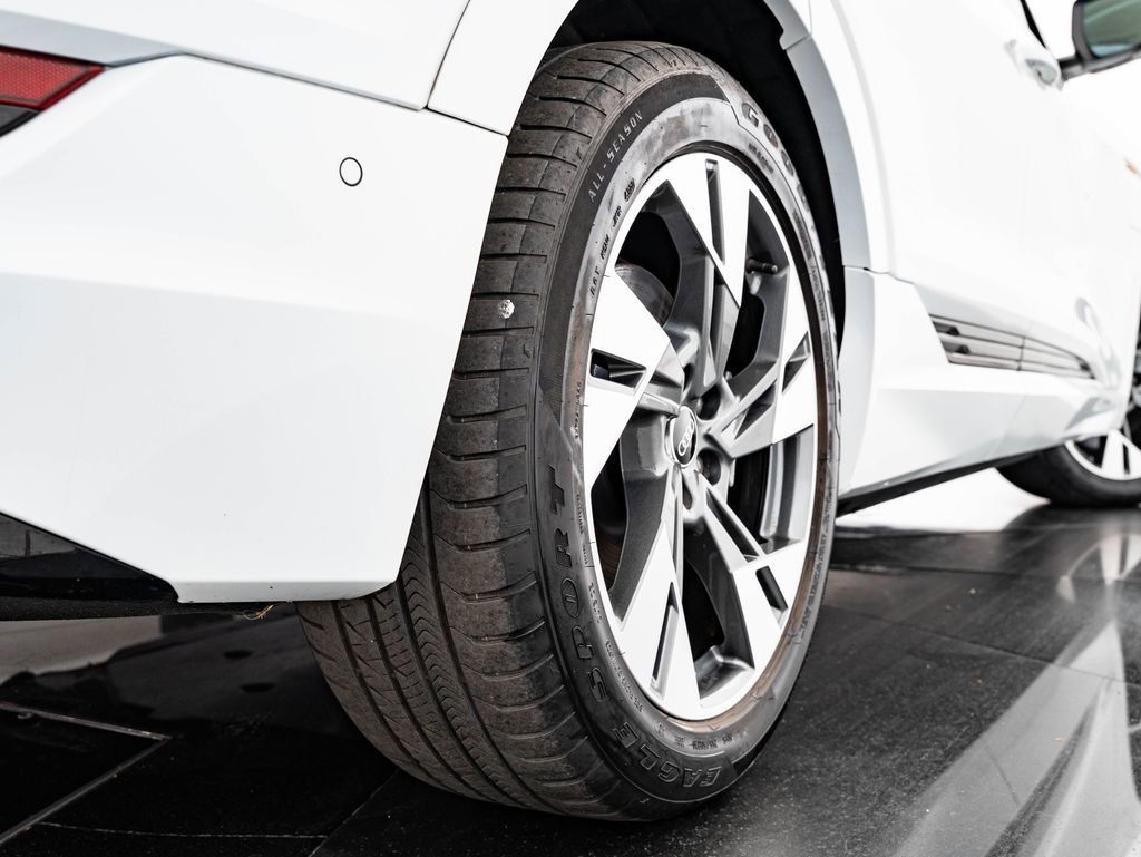 Used 2021 Audi e-tron Premium w/ Convenience Plus Package AWD/4WD image 49