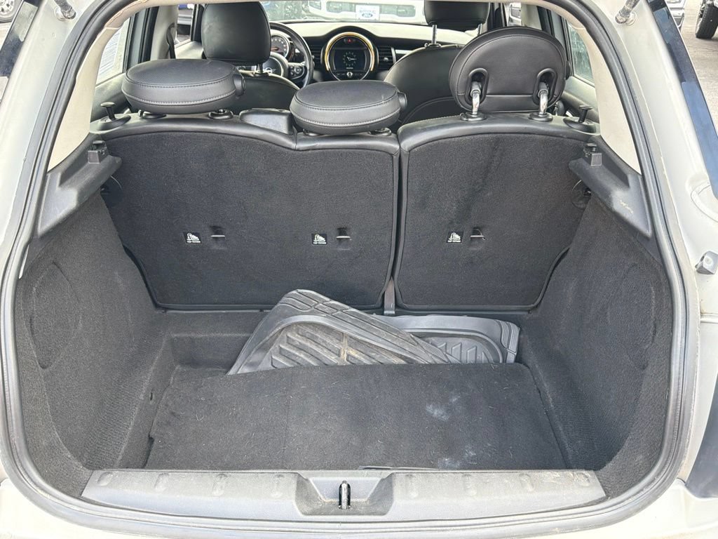 Used 2019 MINI Cooper 4-Door Hardtop FWD image 21