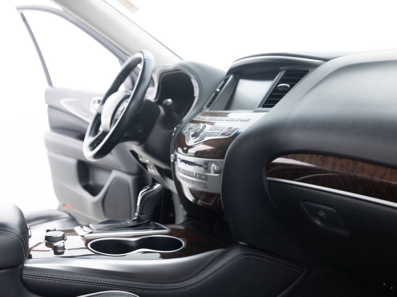 Used 2017 INFINITI QX60 Luxe w/ Deluxe Technology Package AWD/4WD image 27