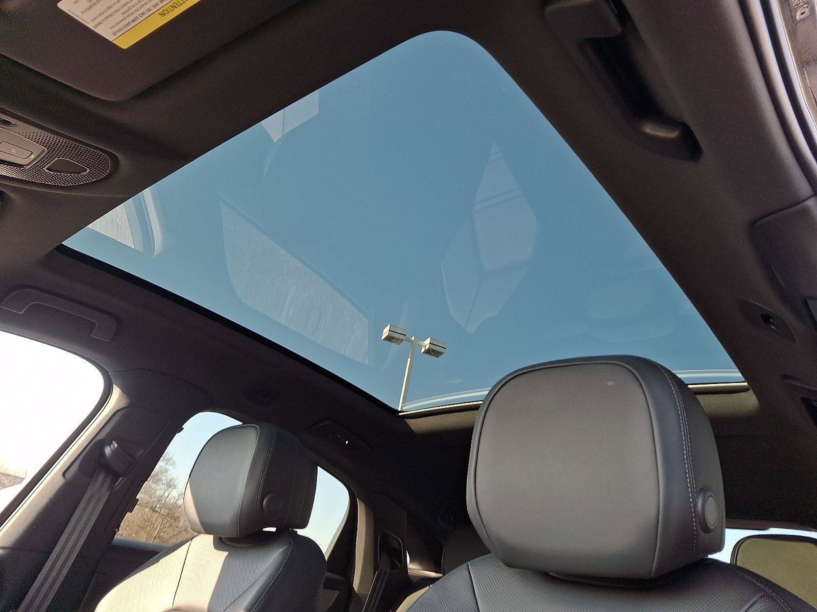 Used 2025 Porsche Cayenne S image 14