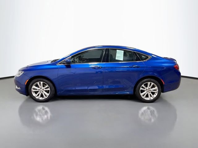 Used 2016 Chrysler 200 Limited w/ Convenience Group image 10