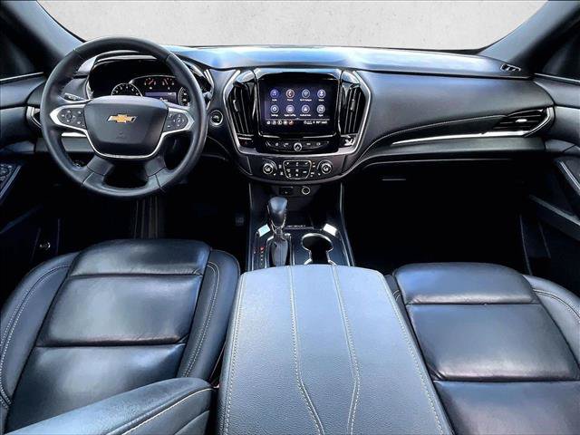 Used 2023 Chevrolet Traverse LT FWD image 16