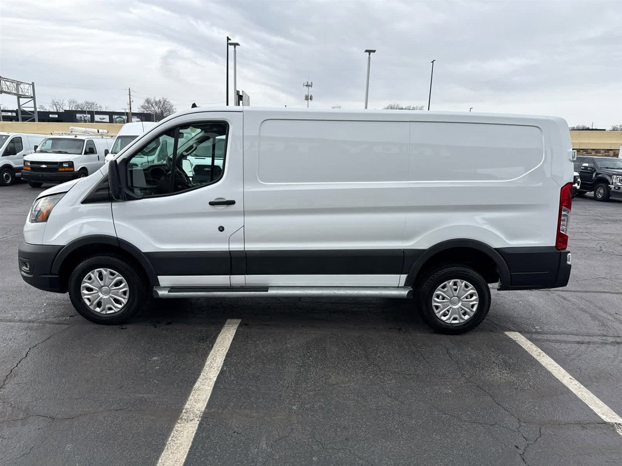 Used 2024 Ford Transit 250 w/ Exterior Upgrade Package image 5