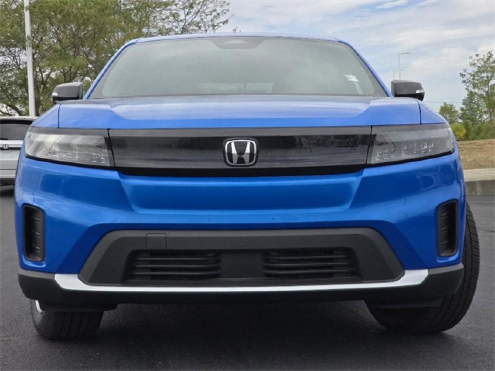 Used 2024 Honda Prologue EX image 4