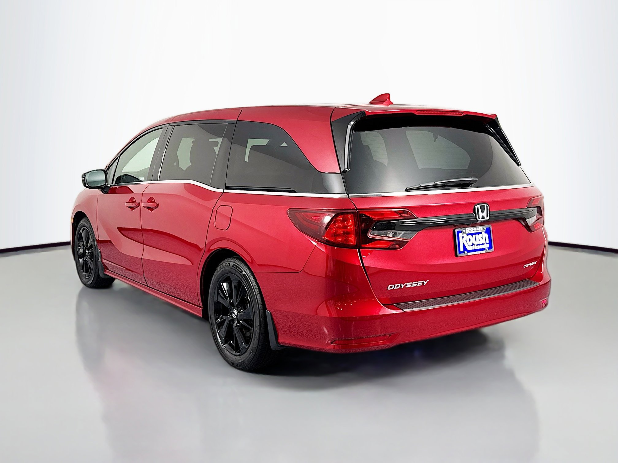 Certified 2023 Honda Odyssey Sport image 7