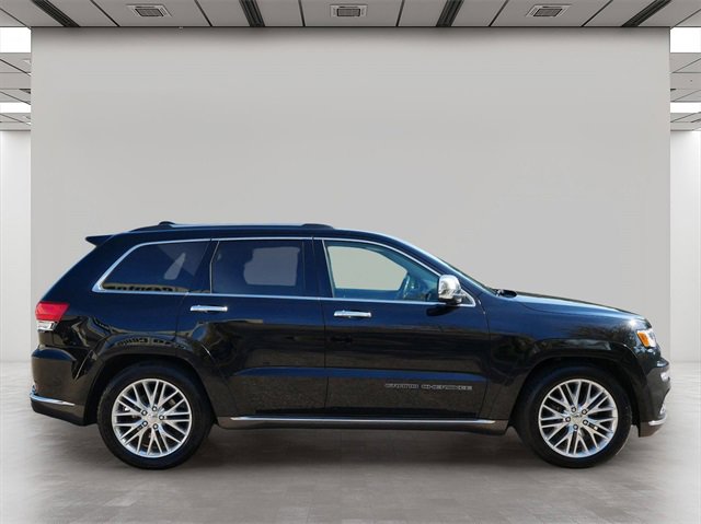 Used 2017 Jeep Grand Cherokee Summit image 6