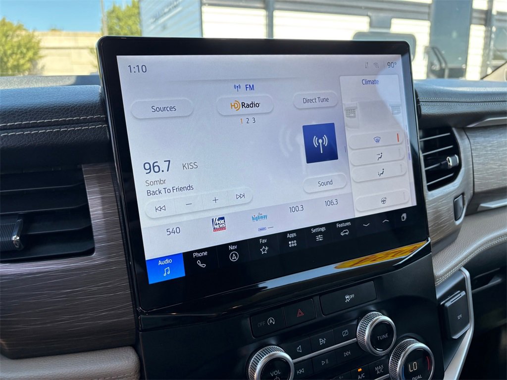 Used 2024 Ford Expedition Limited image 22