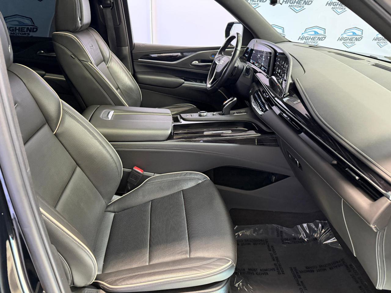 Used 2023 Cadillac Escalade ESV Sport AWD/4WD image 31