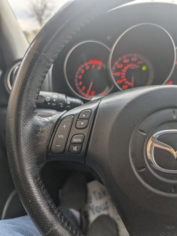 Used 2006 MAZDA MAZDA3 s image 12