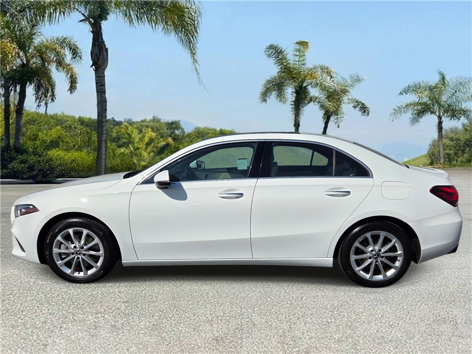 Used 2019 Mercedes-Benz A 220 image 2