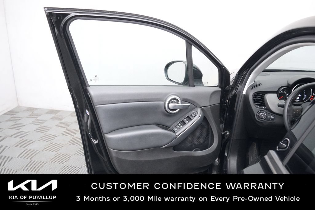 Used 2017 FIAT 500X Trekking w/ Cold Weather Package FWD image 9