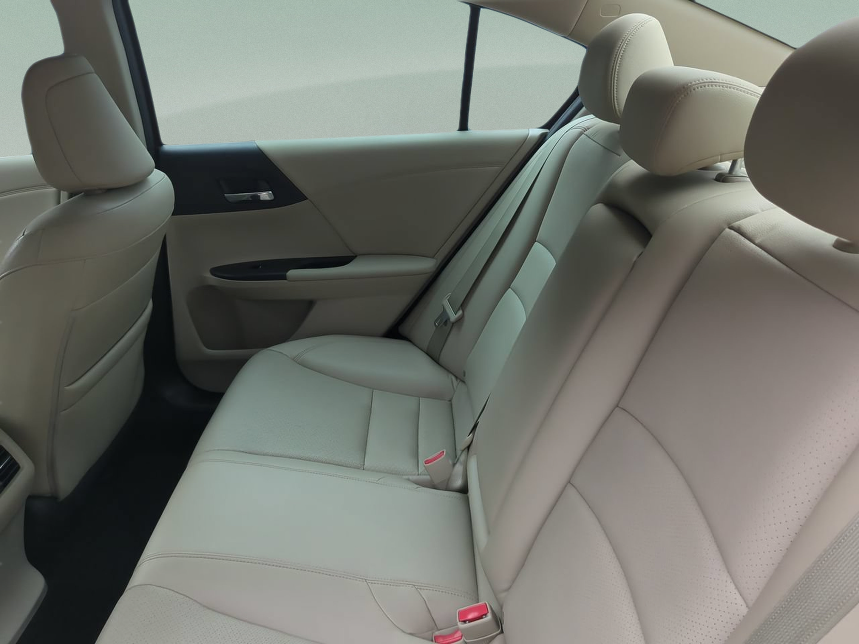 Certified 2017 Honda Accord EX-L image 18