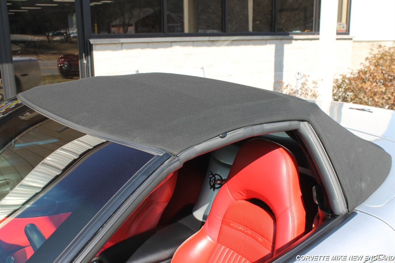Used 2001 Chevrolet Corvette Convertible w/ Preferred Equipment Group2 image 16