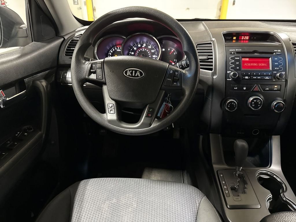 Used 2012 Kia Sorento FWD image 11