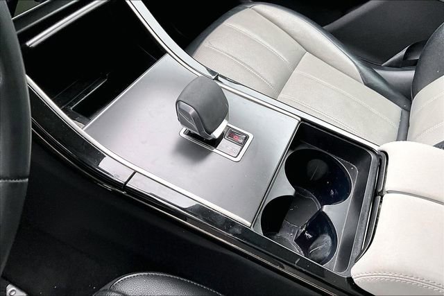 Used 2024 Land Rover Range Rover Evoque Dynamic SE image 13