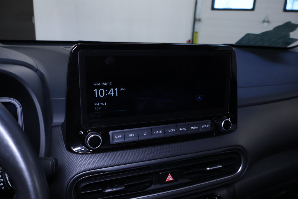 Used 2023 Hyundai Kona Limited AWD/4WD image 26