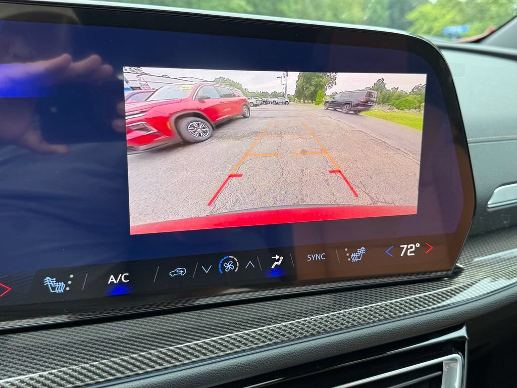 New 2027 Chevrolet Traverse Z71 w/ LPO, Floor Liner Package AWD/4WD image 59
